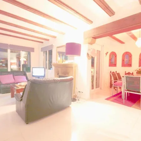 Villa- Anna *